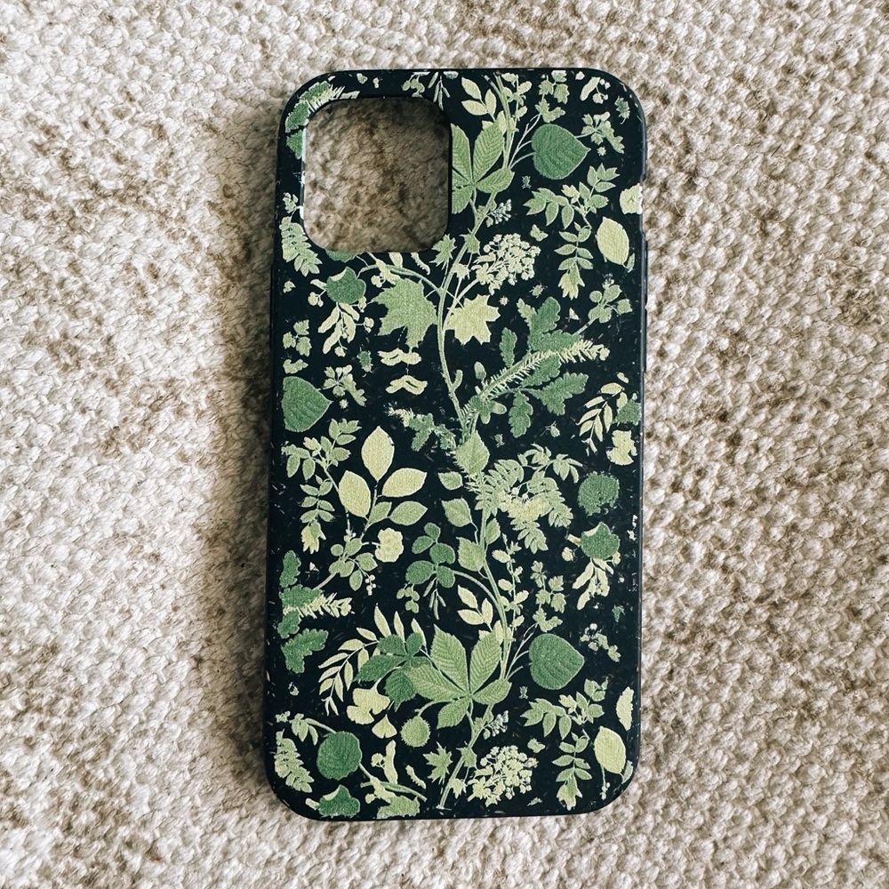 PELA Evergreen Phone Case // iPHONE 12/12 PRO